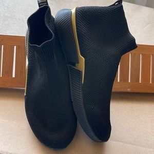 Light weight socks sneakers.